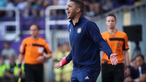 <p>Karim Belhocine ist der neue Coach in Anderlecht.</p>