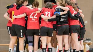 <p>Die Eynattener Handballerinnen verlängerten ihren Aufenthalt in der 1. Division um eine Spielzeit.</p>