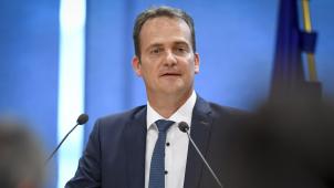 <p>Oliver Paasch bei der Regierungserklärung im Parlament am Montag.</p>