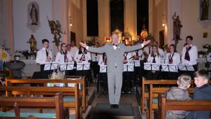 <p>Es war Roland Smeets’ Wunsch, zum Abschluss ein Konzert in der Emmelser Kirche zu geben.</p>