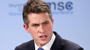 <p>Die britische Premierministerin May hat ihren Verteidigungsminister Williamson entlassen.</p>