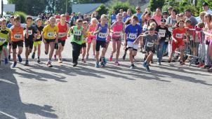 <p>Los geht es traditionell mit den Kinderläufen.</p>