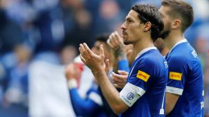 <p>Die Schalker bedankten sich am Spielende bei ihren Fans.</p>