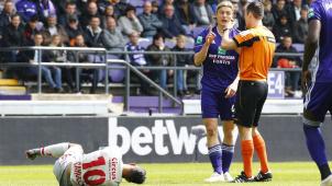 <p>Der Clasico am Sonntag war für Sebastiaan Bornauw bereits in der elften Minute zu Ende.</p>