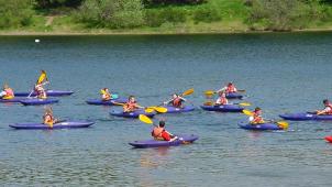 <p>Der Bootsverleih in Worriken ist tagsüber permanent zugänglich.</p>