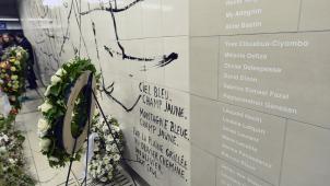 <p>Gedenken an die Opfer des Terroranschlags in der Brüsseler Metrostation Maelbeek vom 22. März 2016.</p>