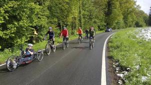 <p>Die Teams bestehen aus drei bis vier Personen, davon ein Fahrer mit Beeinträchtigung.</p>