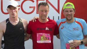 <p>Ostbelgisches Podium über 30 Kilometer: Thorsten Langer (l.), Sieger Stephan Langer (m.) und Rainer Rupp (r.)</p>