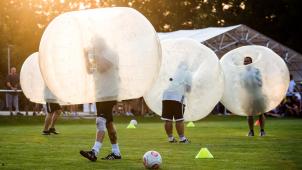 <p>Das Bubble-Ball-Turnier organisieren die Mitglieder des Karnevalsvereins zum ersten Mal.</p>