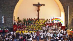 <p>Beim Halbzeitkonzert der musikpädagogischen Weiterbildung für Primarschullehrer zeigten 283 Kinder, welche großen musikalischen Fortschritte zu erzielt haben.</p>