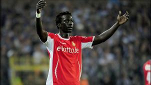 <p>Eine Archivaufnahme von Mbaye Leye im Trikot von Standard Lüttich.</p>