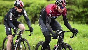 <p>Chris Froome (vorne)</p>