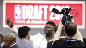<p>Zion Williamson (m.) wurde an erster Stelle des NBA-Draft von den New Orleans Pelicans ausgewählt.</p>