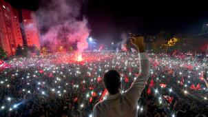<p>Überraschend klar hat Oppositionskandidat Ekrem Imamoglu die Bürgermeisterwahl in Istanbul gewonnen.</p>