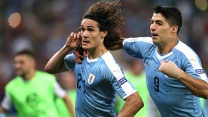 <p>Edinson Cavani (links) und Luis Suarez freuen sich über Uruguays Führungstreffer.</p>