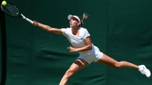 <p>Vor allem im ersten Satz musste sich Elise Mertens gehörig strecken.</p>