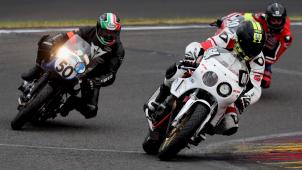 <p>Erich Reuter #64 im Duell mit Konkurrenten. Bild: NC-Media</p>