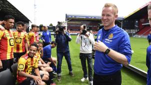 <p>Gute Laune am Mittwoch beim KV Mechelen: Der Verein geht ohne Handicap in die neue Saison.</p>