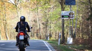 <p>Motorradfahrer sind in der Eifel willkommen, nicht aber der kleine Anteil von „Heizern und Rasern“, sagen die Bürgermeister.</p>