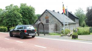 <p>421_0008_135028_Eupen_Ternell_Roger_Schwerdt_Vandalismus</p>