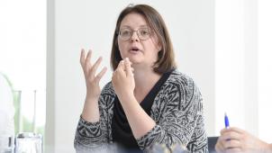 <p>Anna Stuers fungiert als Ständige Sekretärin beim Bürgerdialog.</p>