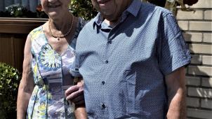 <p>Das Paar hat drei Töchter, acht Enkel und drei Urenkel.</p>