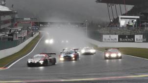 <p>Denkbar schwierige Bedingungen in Spa-Francorchamps. Hier der Restart des Rennens am späten Sonntagvormittag.</p>