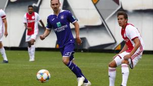 <p>Sven Kums (hier gegen Ajax Amsterdam) stand in der Startelf.</p>