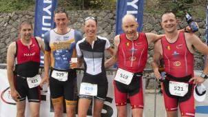 <p>Die besten Ostbelgier über die olympische Distanz: Alain Hanf, Daniel Schöpges, Gaby Andres (dritte Frau), Patrick Godesar und Frank Hennes. (v.l.n.r.)</p>