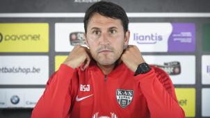 <p>AS-Cheftrainer Benat San José</p>