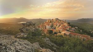 <p>Auch der Mittelmeerinsel Korsika wird ein Abend im neuen Programm gewidmet.</p>