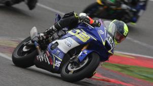 <p>Tom Kohnen unterwegs auf seiner Yamaha R6 von DDB Racing.</p>
