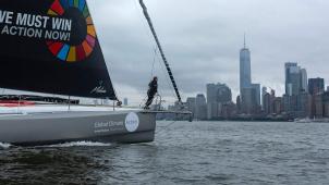 <p>Greta Thunberg fährt an Bord der Malizia II an der New Yorker Skyline vorbei in den Hafen. Die 16-jährige schwedische Klimaaktivistin ist in die USA gereist, um dort am UN-Klimagipfel teilzunehmen.</p>