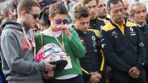 <p>Anthoine Huberts Familie trauerte am Sonntag mit dem gesamten Fahrerlager.</p>