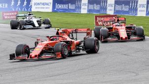 <p>Charles Leclerc vor Sebastian Vettel und Lewis Hamilton: So sah die Konstellation nach der ersten Runde noch aus. Später hatte der Brite die Nase vorn vor dem Deutschen.</p>