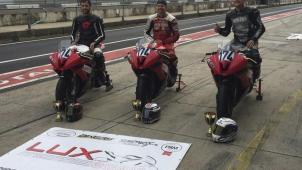 <p>Lux Moto - 70644727_2391449734509527_3520822805518090240_o</p>