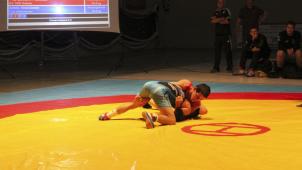 <p>Beim RV Kelmis hofft man, dass Abdullah Tagirgadzijev (in rot) auch im Derby am Samstag wieder mit einem Schultersieg überzeugen kann.</p>