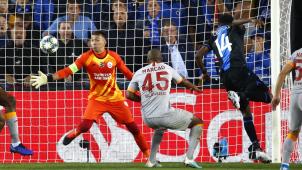 <p>Bei diesem Kopfball von Okereke hielt Galatasaray-Keeper Muslera seinen Kasten sauber.</p>