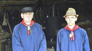 <p>Aloys und Gary Jost haben das Museum auf Mirfelderbusch aufgebaut.</p>