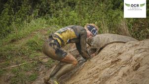 <p>Dieser „Kampf“ mit einem Sandsack sollte Astrid Vliegen später zum Verhängnis werden.</p>