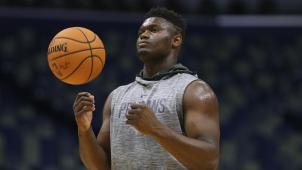 <p>Zion Williamson muss sein NBA-Debüt verschieben.</p>