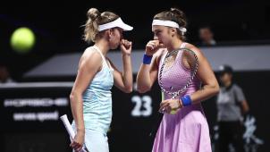 <p>Fehlstart für Elise Mertens (l.) und Aryna Sabalenka</p>