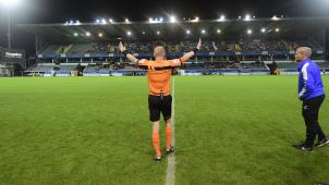 <p>Feierabend: Der Schiedsrichter musste am Freitagabend die Partie OHL-USG frühzeitig beenden.</p>