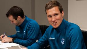 <p>Hannes Wolf (r.) bringt seinen Assistenten Miguel Moreira mit nach Genk.</p>