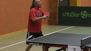 <p>Peter Schuller (C0/TTC Raeren) verdankt die Liebe zum Tischtennissport seinem Vater.</p>
