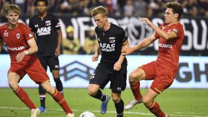 <p>Belgisch-niederländische Duelle, wie hier Antwerpen gegen Alkmaar im August dieses Jahres, könnten bald alltäglich werden.</p>