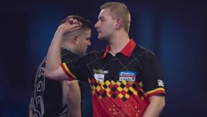 <p>Dimitri van den Bergh</p>