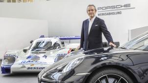 <p>Porsche feiert das Geburtstagskind Jacky Ickx mit einem Sportwagen-Sondermodell 911 „Belgian Legend Edition“.</p>