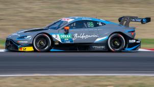 <p>Paul di Resta vom Team R-Motorsport im Aston Martin Vantage DTM</p>