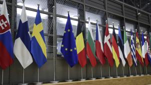 <p>Brüssel: Ein leerer Platz bleibt zwischen den Flaggen der EU-Staaten übrig, nachdem Mitglieder des Protokolls die Flagge des Vereinigten Königreichs aus dem Atrium des Europagebäudes entfernt haben.</p>
